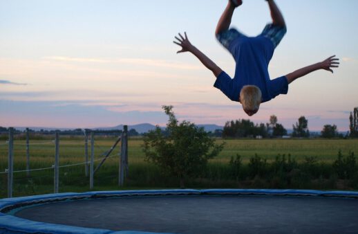 trampolina