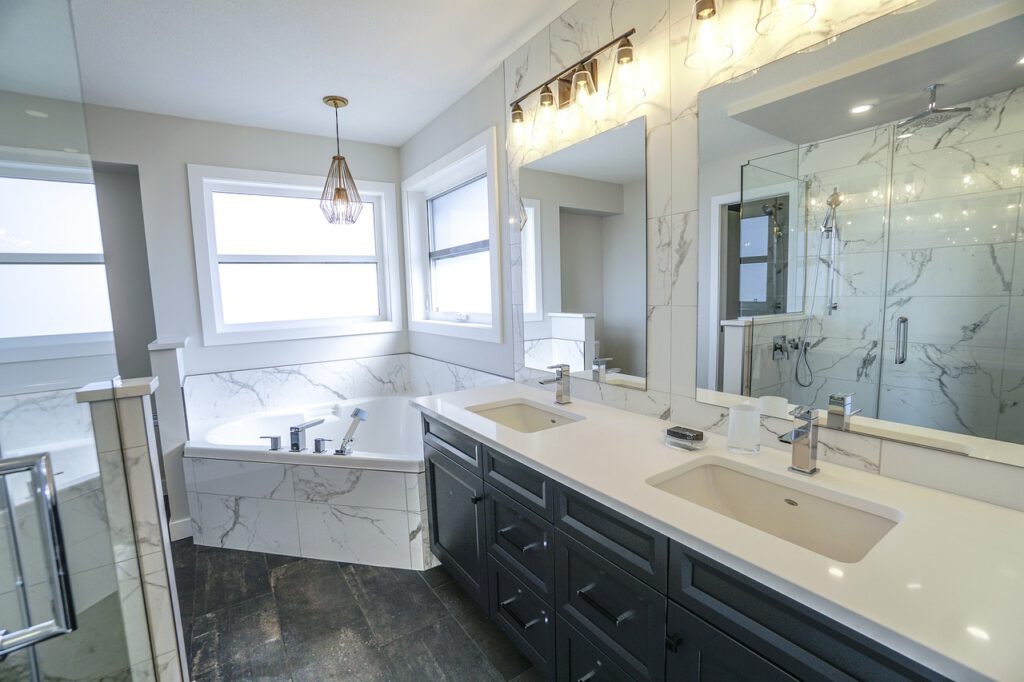 bathroom-3689922_1280